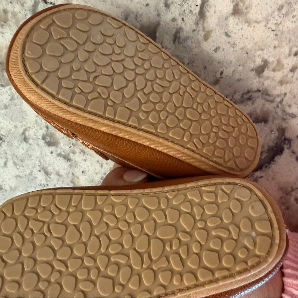 New Brown Loafers 18 m